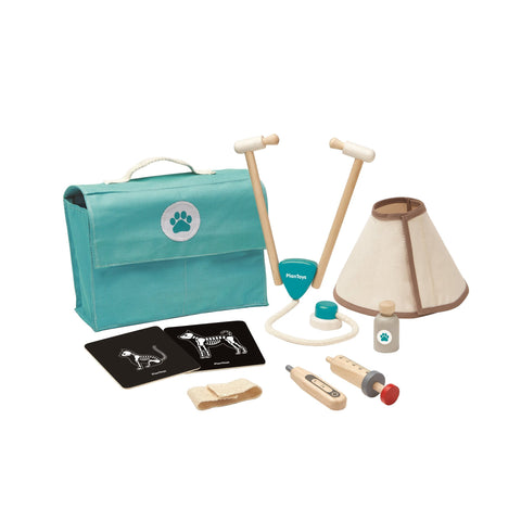 Vet Set by Plantoys, available at Bobby Rabbit.